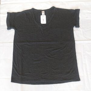 Sew in Love NWT Basic Needs Tee Charcoal Sz-Lg V-Neck Roll-Short Sleeve Rayon